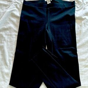 Black leggings